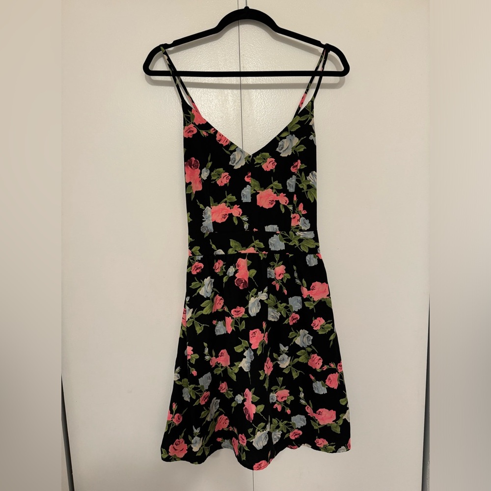 Pink Owl. Black & pink floral backless dress. Medium.
